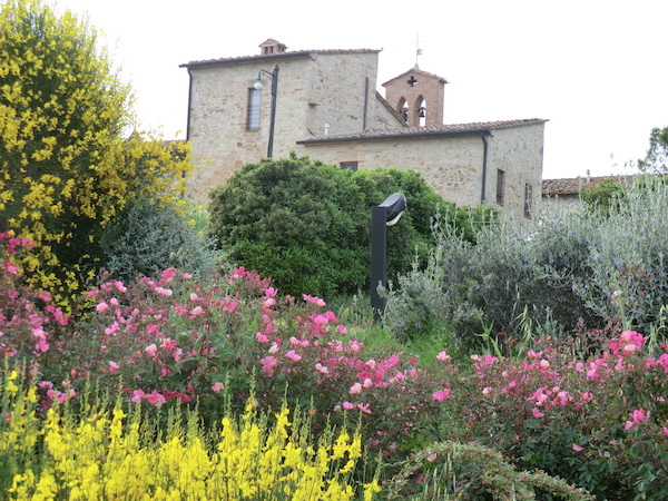 Panorama-Blick auf unseren Garten in den Hügeln der Toskana