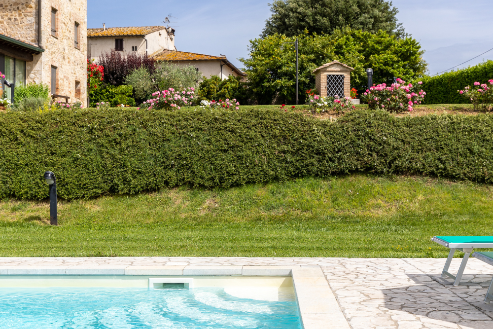 La Piscina 33